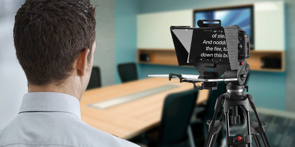 How to read a teleprompter and perform naturally?