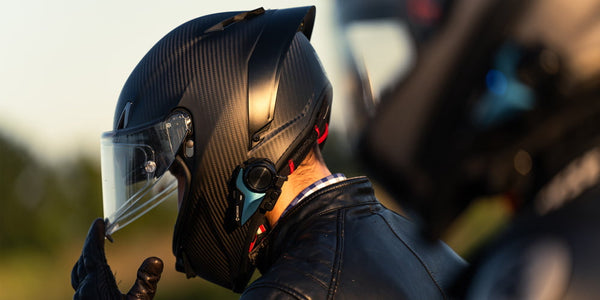 Best Bluetooth intercom for helmet: 3 popular picks at Moman