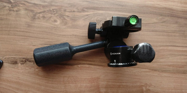 Tripod head for macro photography: Benefits, types, and buying tips
