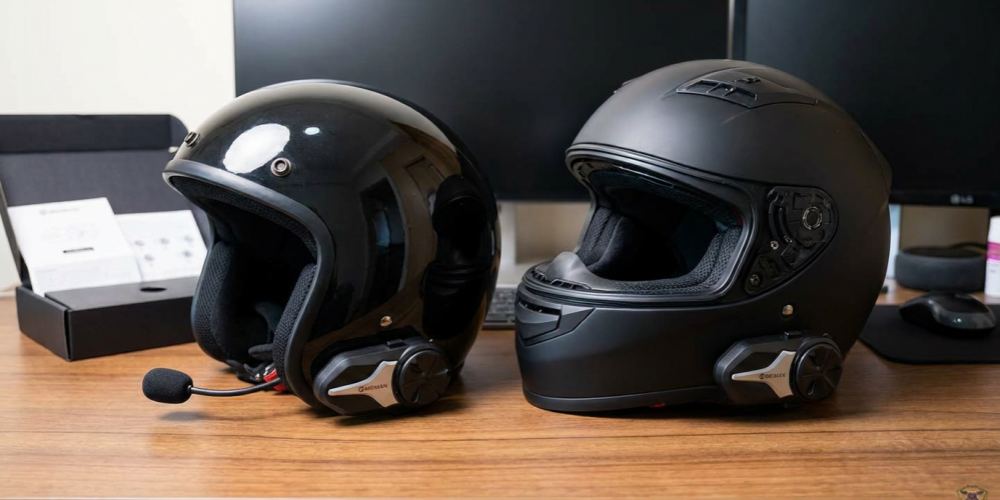 Helmet intercom for motorcycle use: 3 2026 picks
