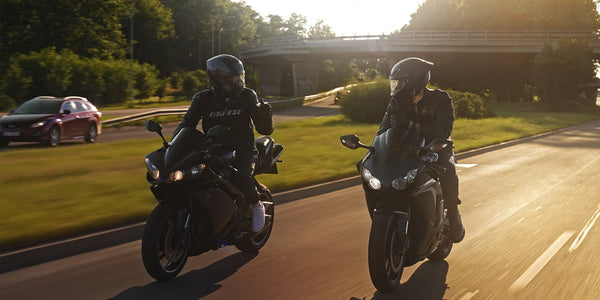 Best motorcycle to motorcycle communication: Top 4 picks in 2025