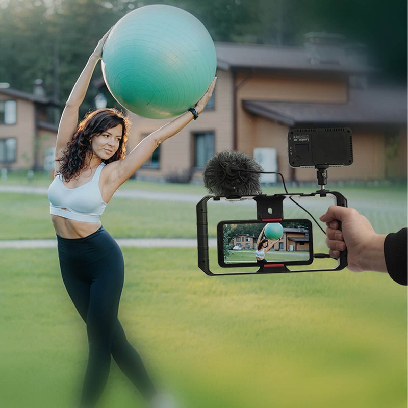 As a wireless microphone for digital camera, SYNCO M1S has a broad compatibilty with both cameras and phones, supporting free and funny outdoor shooting